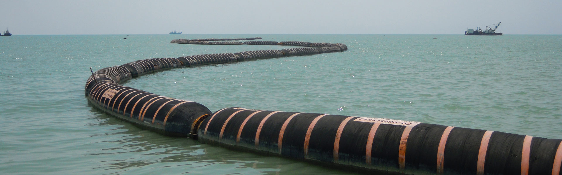 Submerged hose