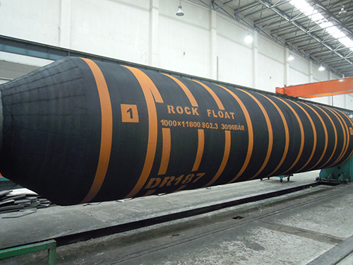 Armored  floating hose