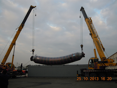 Armored  floating hose Loading