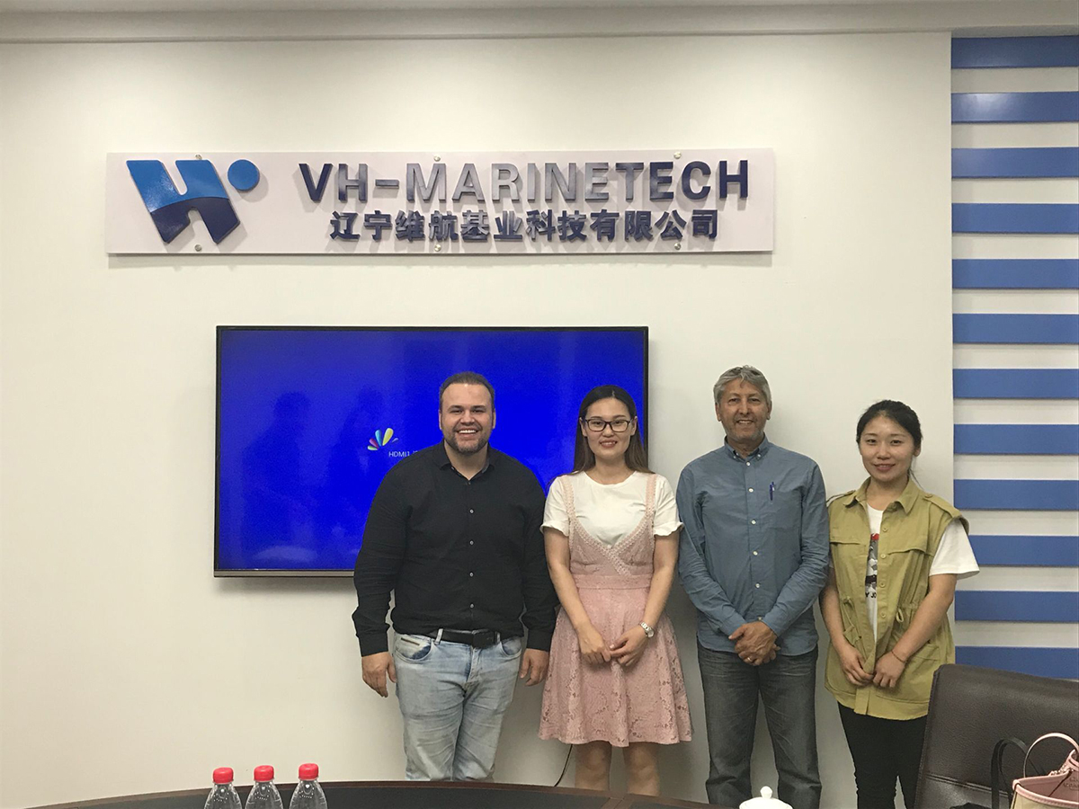 Brazilian customers visit the factory